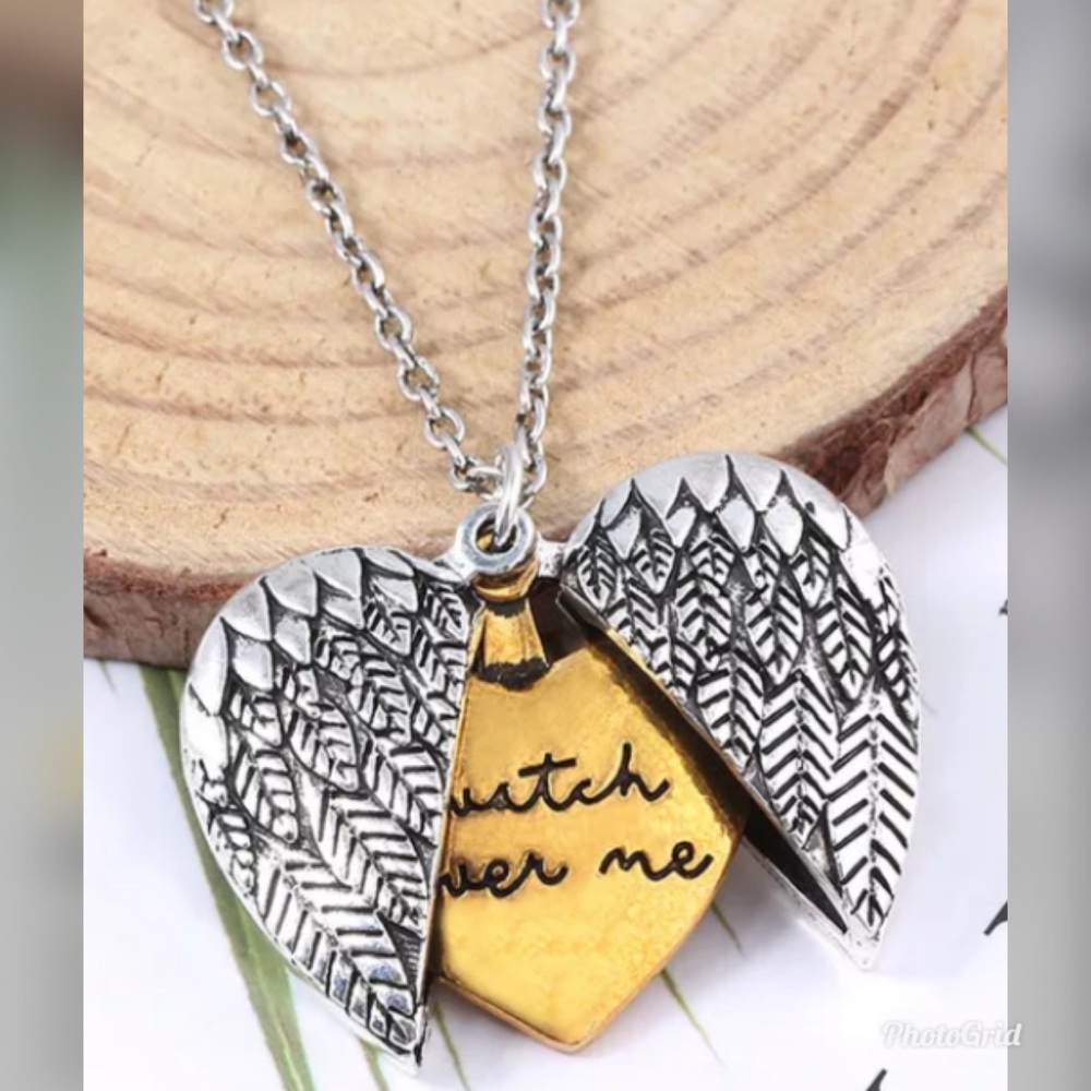 Angel Wings Heart Necklace Can Open Carving - Picture 5 of 9